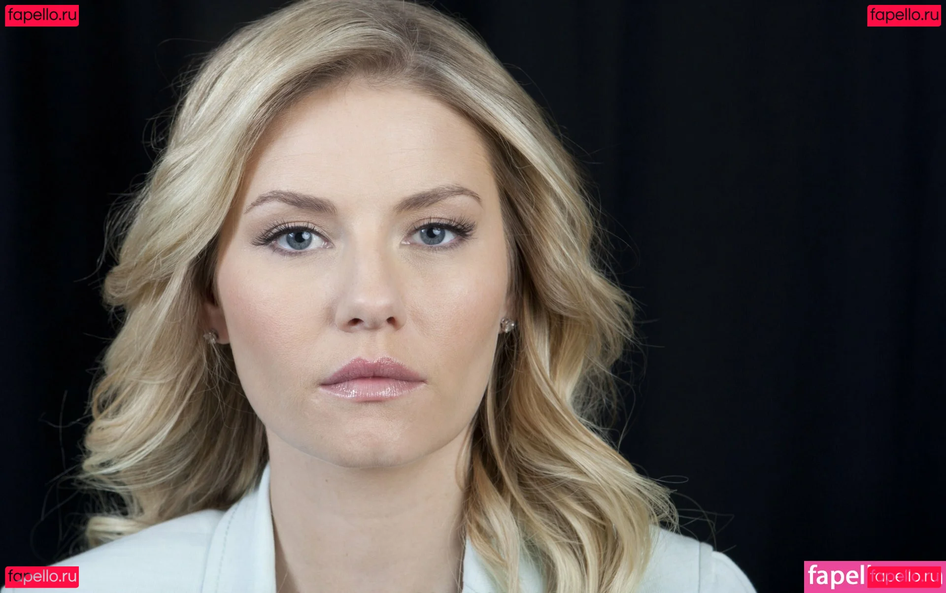 Elisha Cuthbert Onlyfans Photo Gallery 