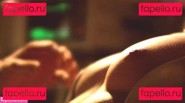 Elisha Cuthbert Onlyfans Photo Gallery 