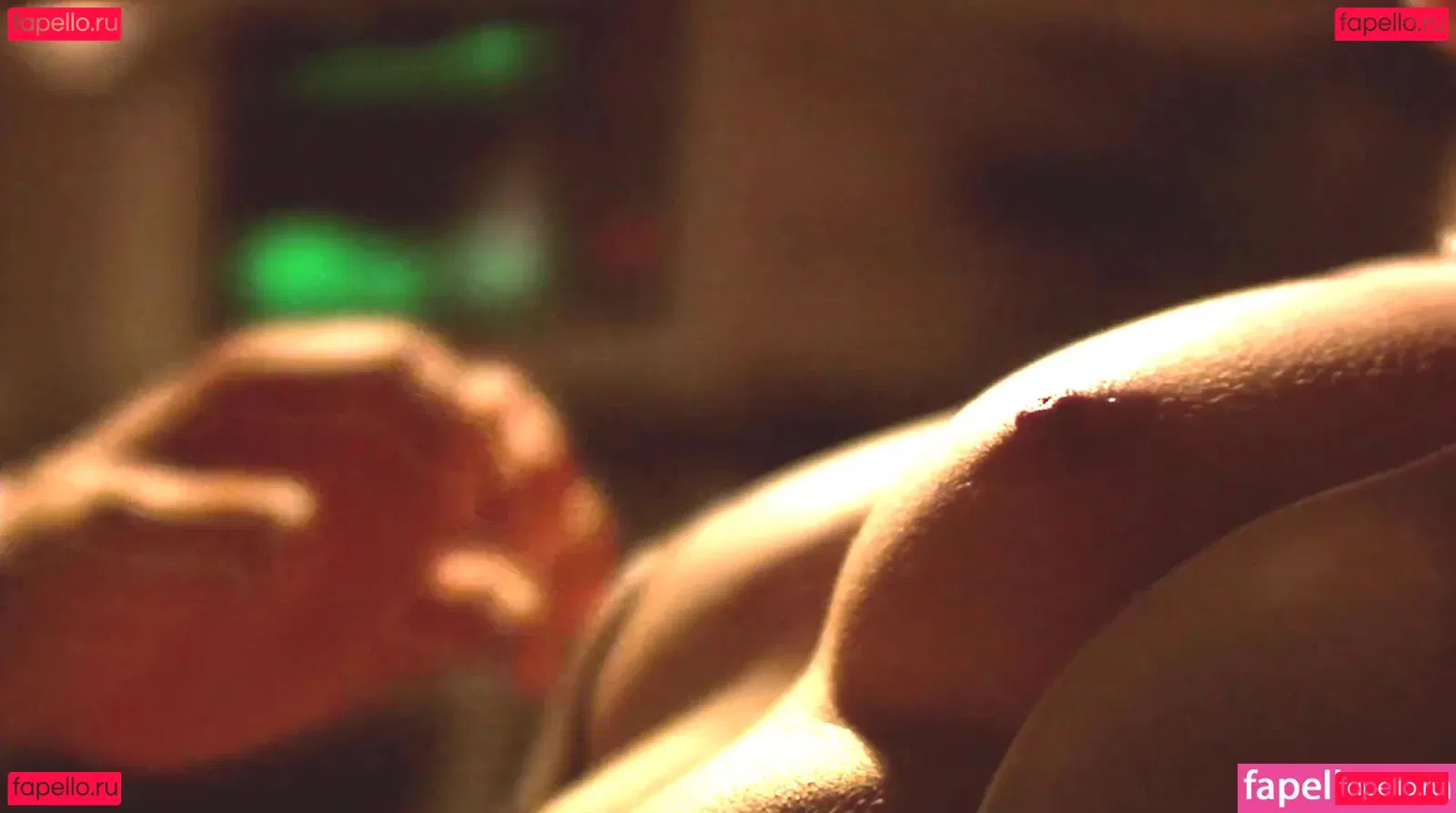 Elisha Cuthbert Onlyfans Photo Gallery 