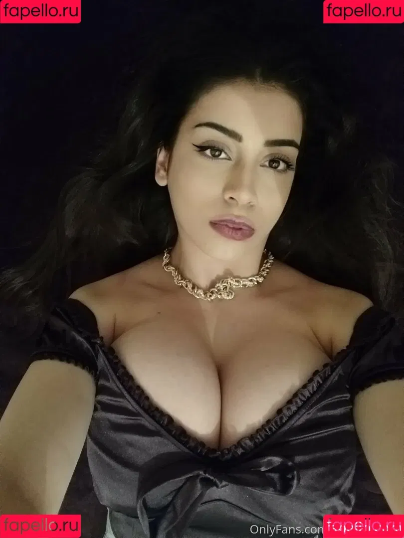 Merve Damla Onlyfans Photo Gallery 