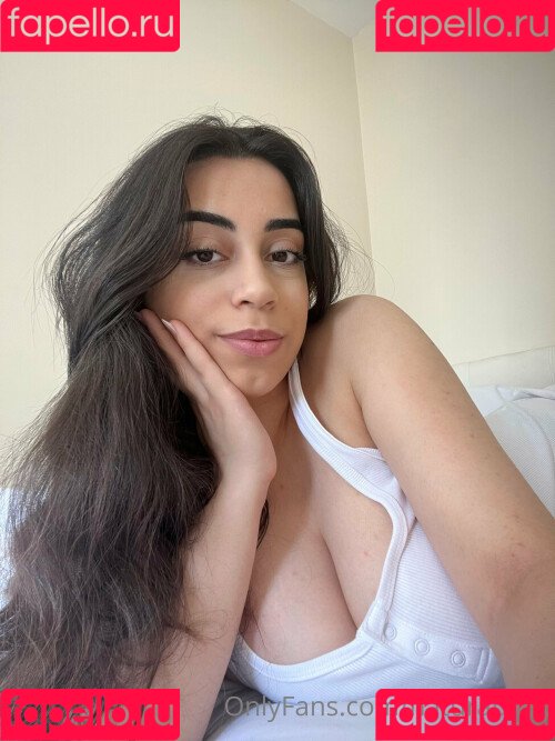 Merve Damla Onlyfans Photo Gallery 