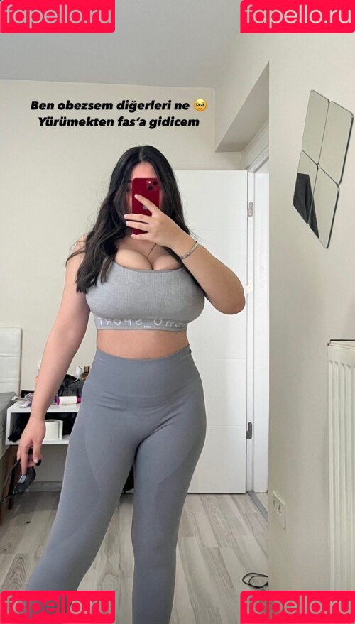 Merve Damla Onlyfans Photo Gallery 