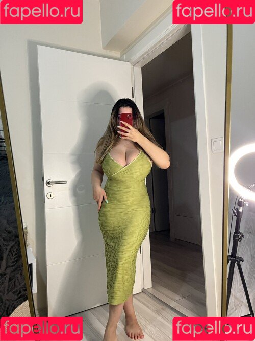 Merve Damla Onlyfans Photo Gallery 