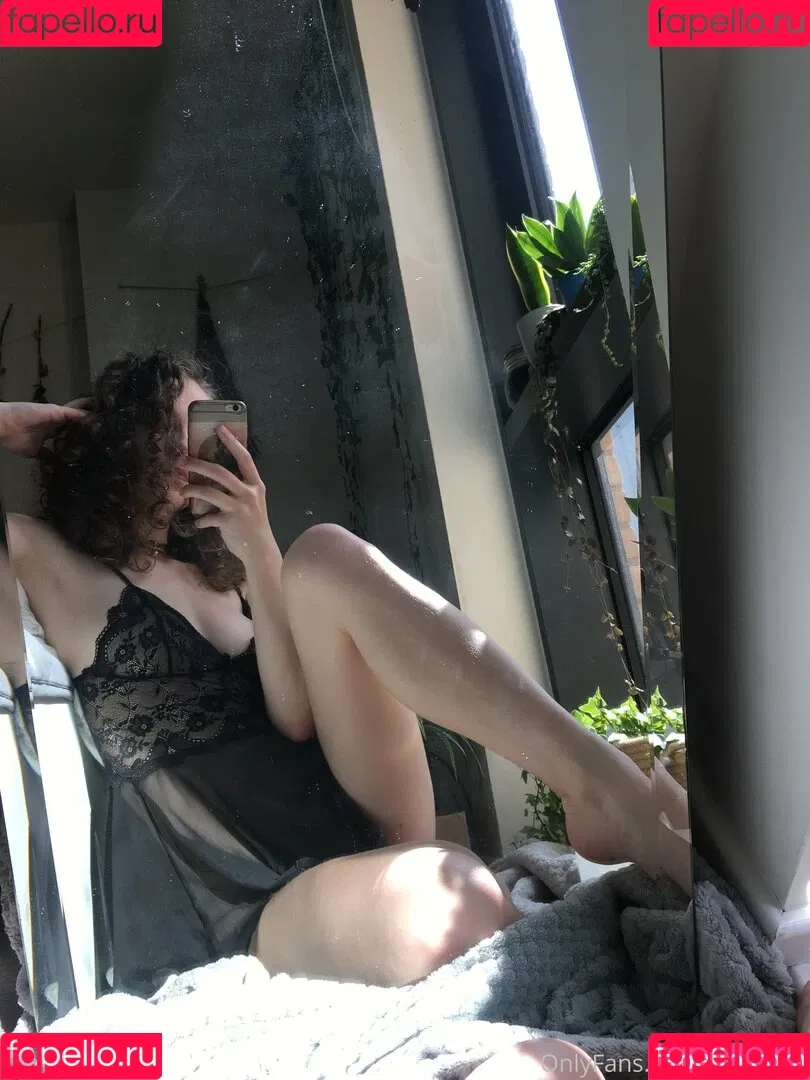 freshkiwi Onlyfans Photo Gallery 