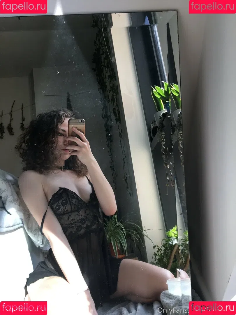 freshkiwi Onlyfans Photo Gallery 