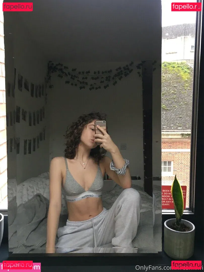 freshkiwi Onlyfans Photo Gallery 