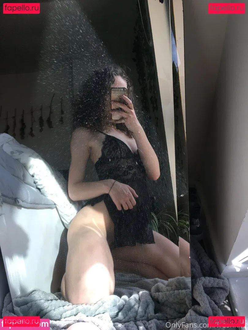 freshkiwi Onlyfans Photo Gallery 