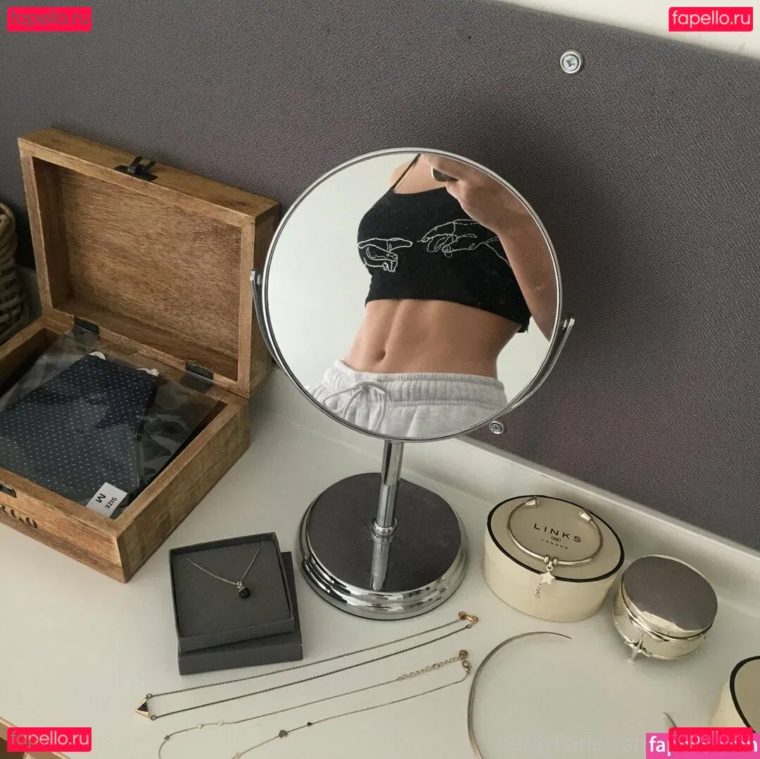 freshkiwi Onlyfans Photo Gallery 