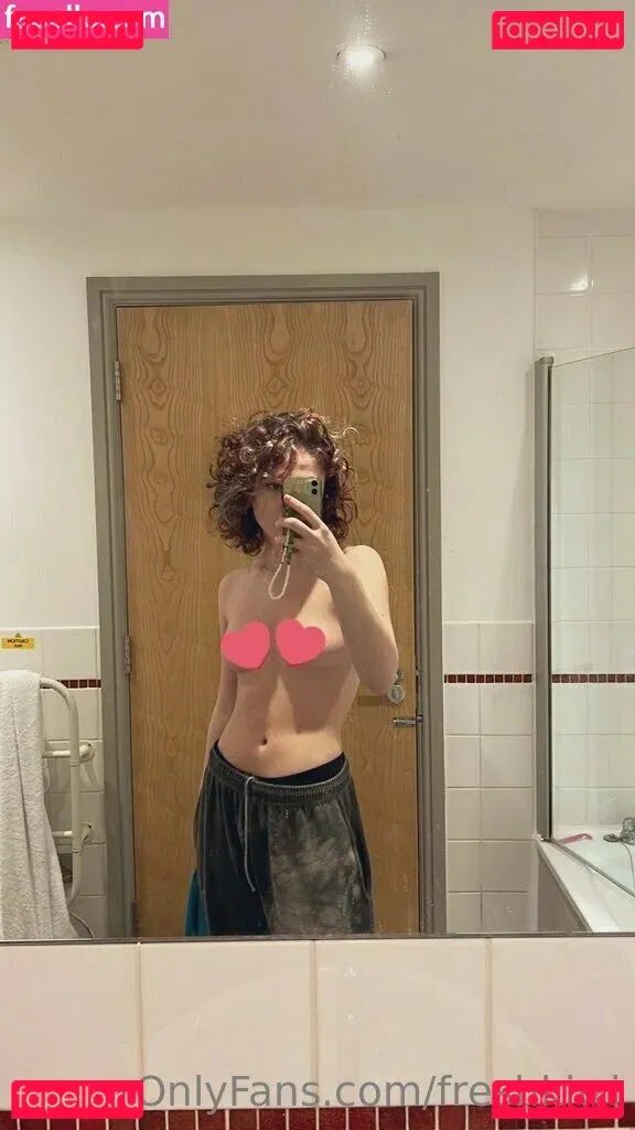 freshkiwi Onlyfans Photo Gallery 