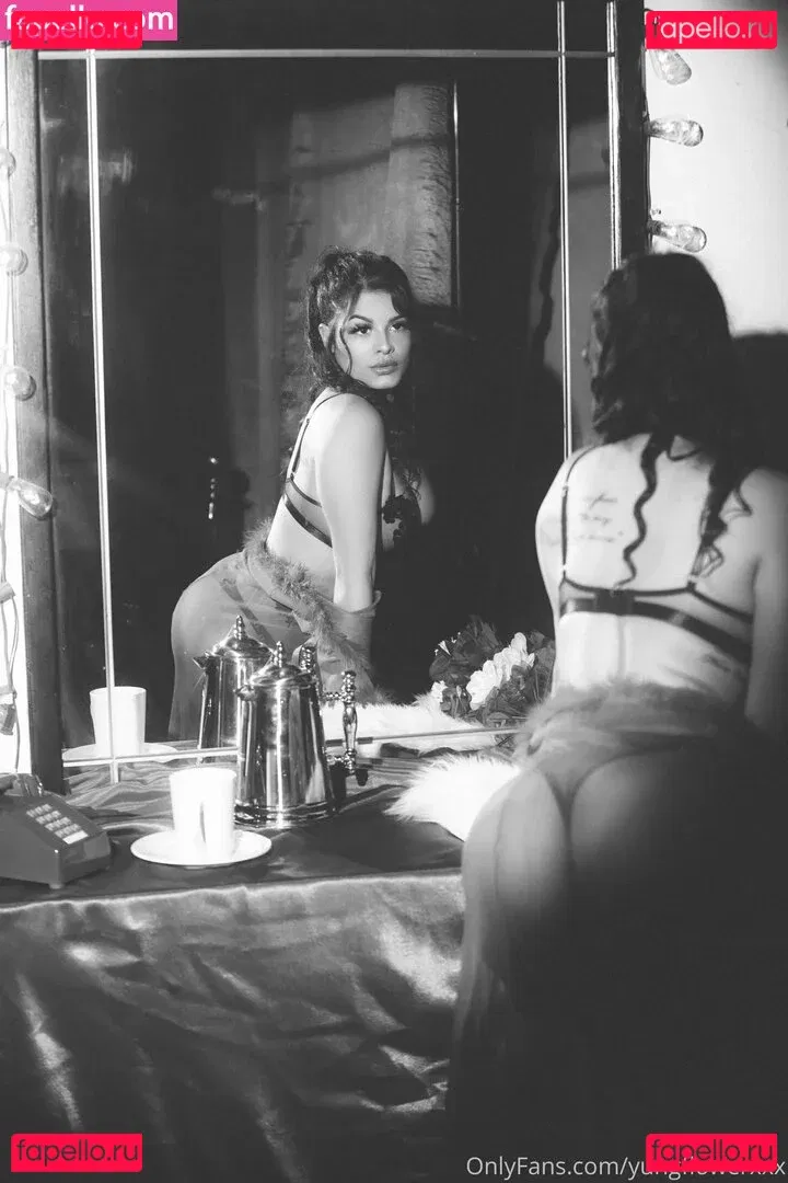 yungflowerxxx Onlyfans Photo Gallery 