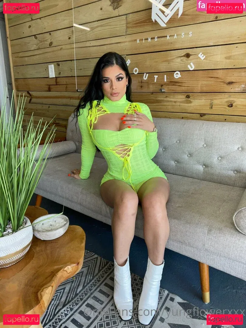 yungflowerxxx Onlyfans Photo Gallery 