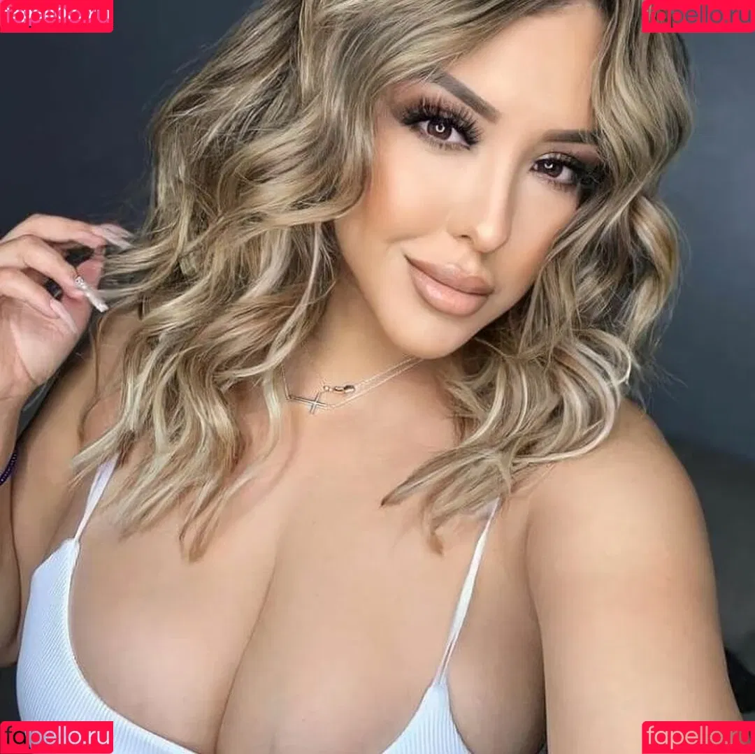 Lupe Ramos Onlyfans Photo Gallery 