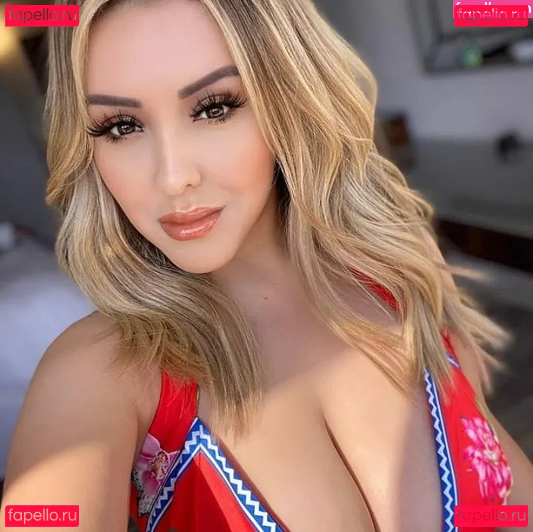 Lupe Ramos Onlyfans Photo Gallery 