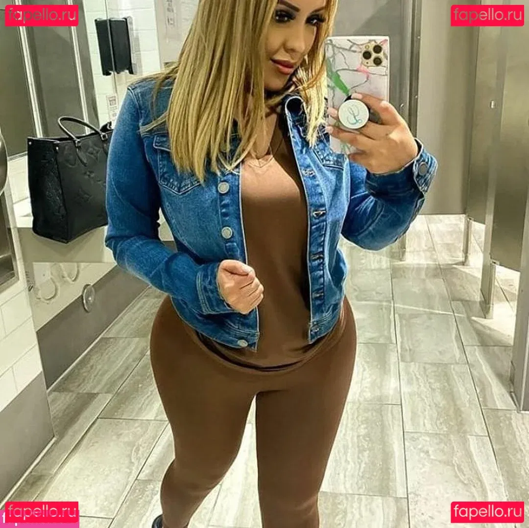 Lupe Ramos Onlyfans Photo Gallery 