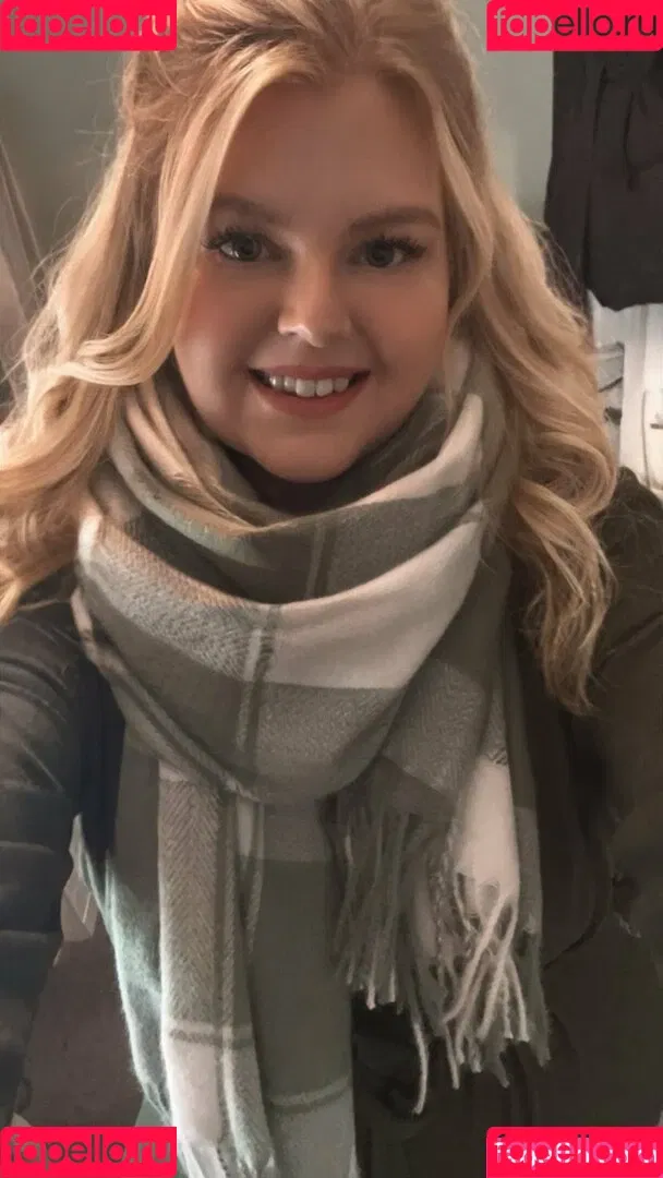 SarahLouxxx Onlyfans Photo Gallery 