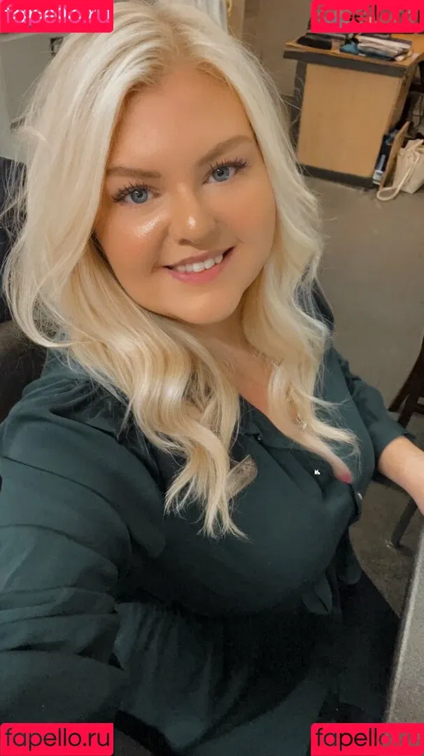 SarahLouxxx Onlyfans Photo Gallery 