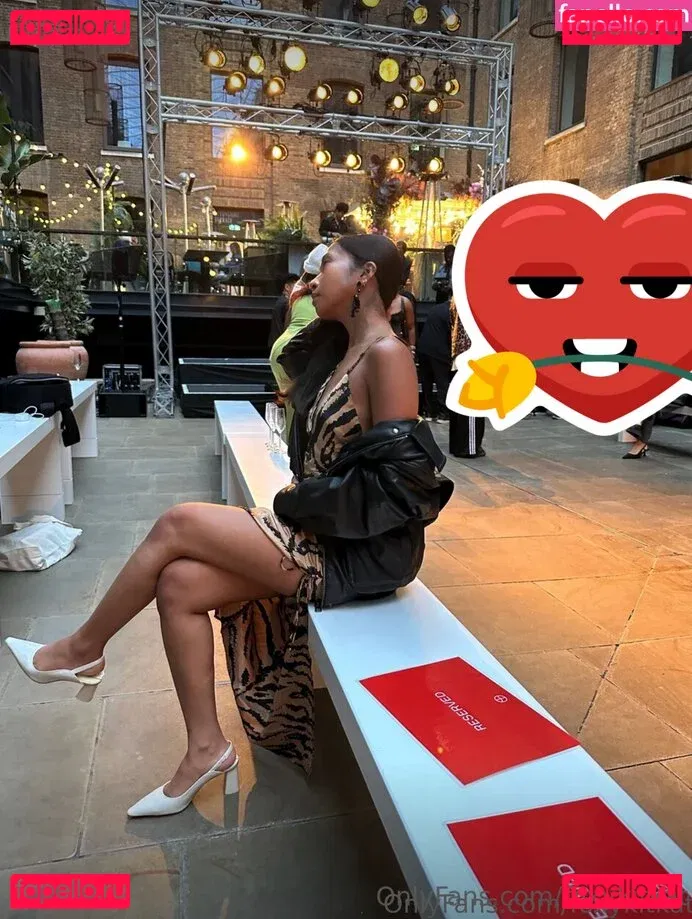 foxykitkat Onlyfans Photo Gallery 