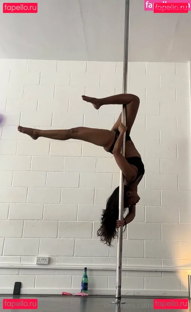 foxykitkat Onlyfans Photo Gallery 