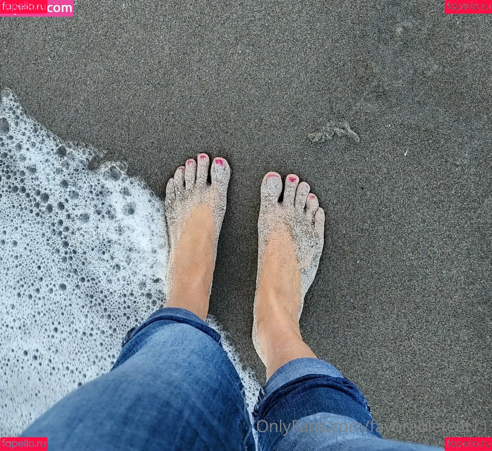 favorablefeet11 Onlyfans Photo Gallery 