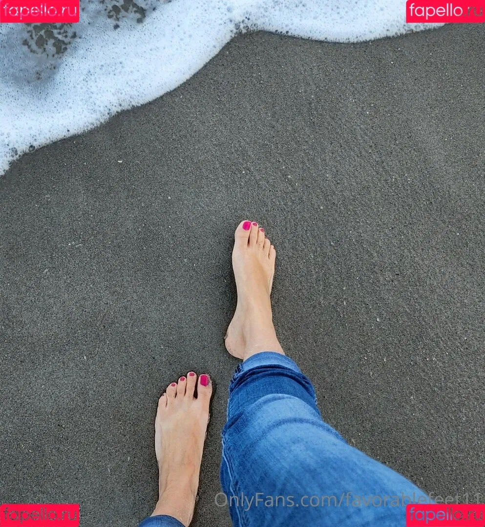 favorablefeet11 Onlyfans Photo Gallery 