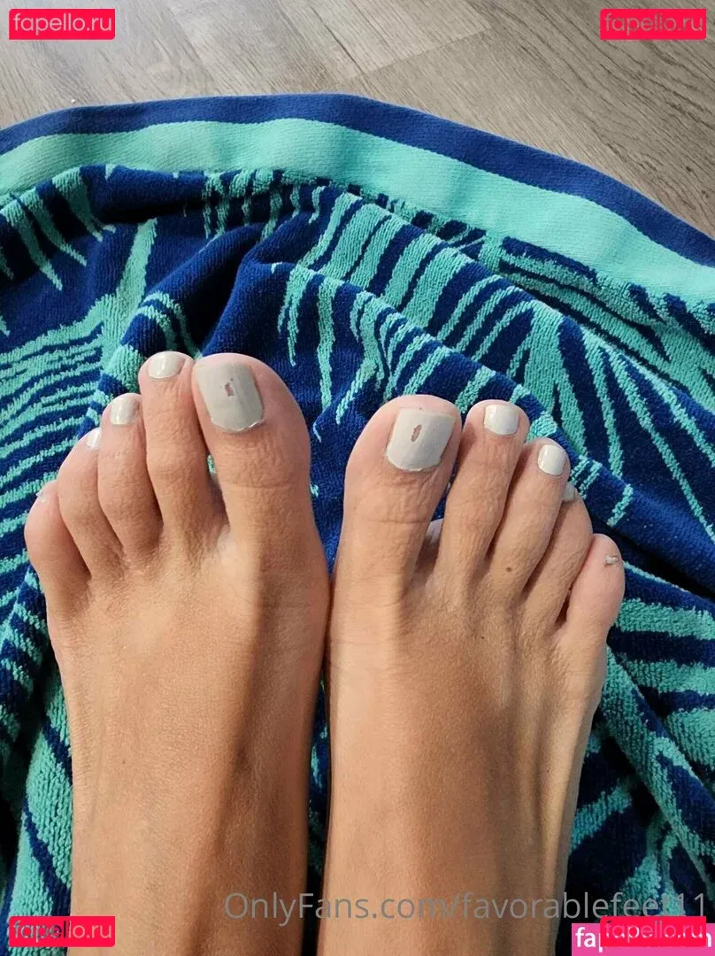 favorablefeet11 Onlyfans Photo Gallery 