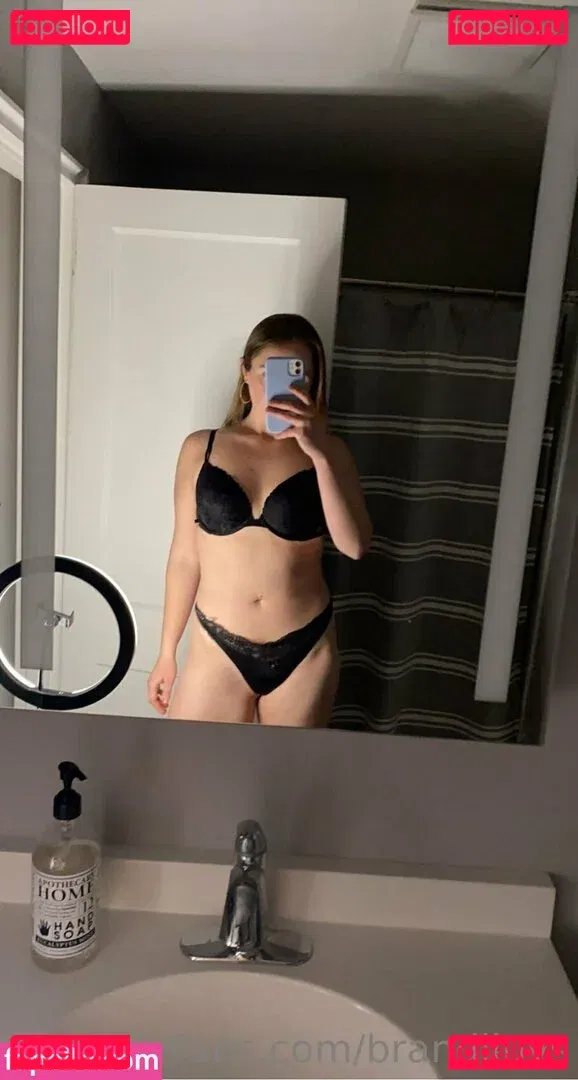 brandiluvs Onlyfans Photo Gallery 