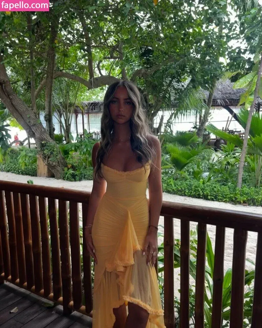 Avry Justis Onlyfans Photo Gallery 