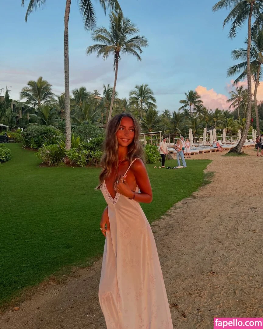 Avry Justis Onlyfans Photo Gallery 