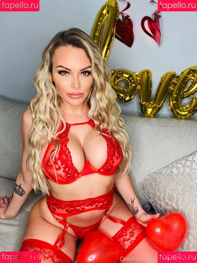 jennahoskins Onlyfans Photo Gallery 