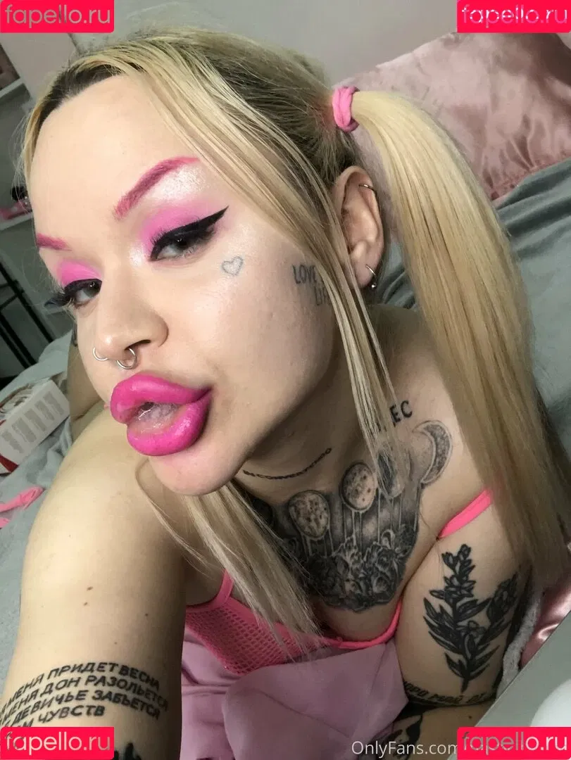 Nasty_bimbo Onlyfans Photo Gallery 
