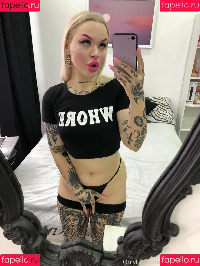 Nasty_bimbo Onlyfans Photo Gallery 