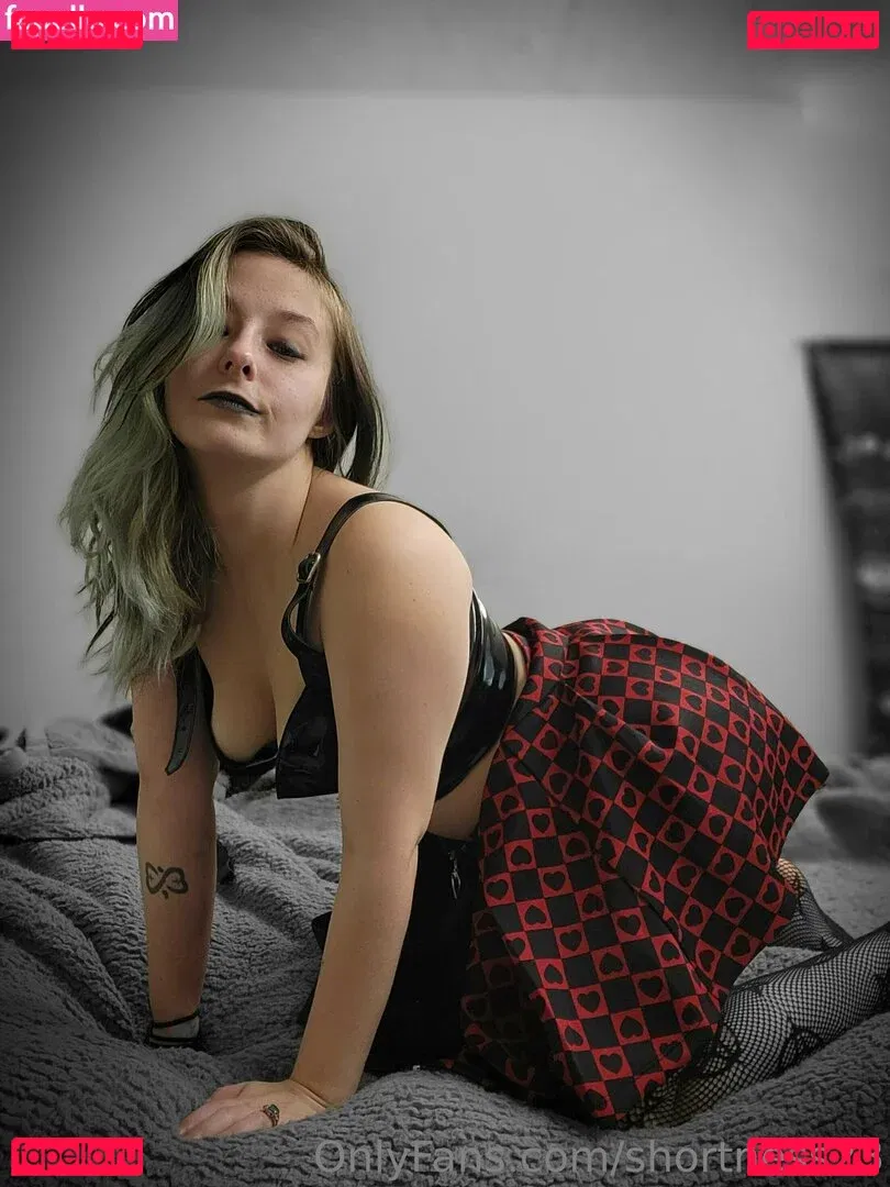 shortness23 Onlyfans Photo Gallery 