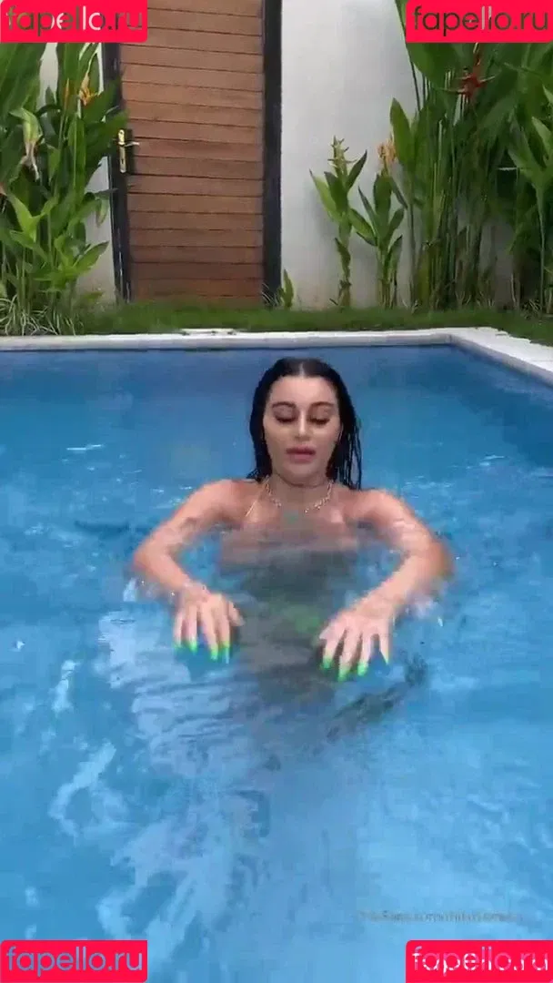 Mikaela Testa Onlyfans Photo Gallery 