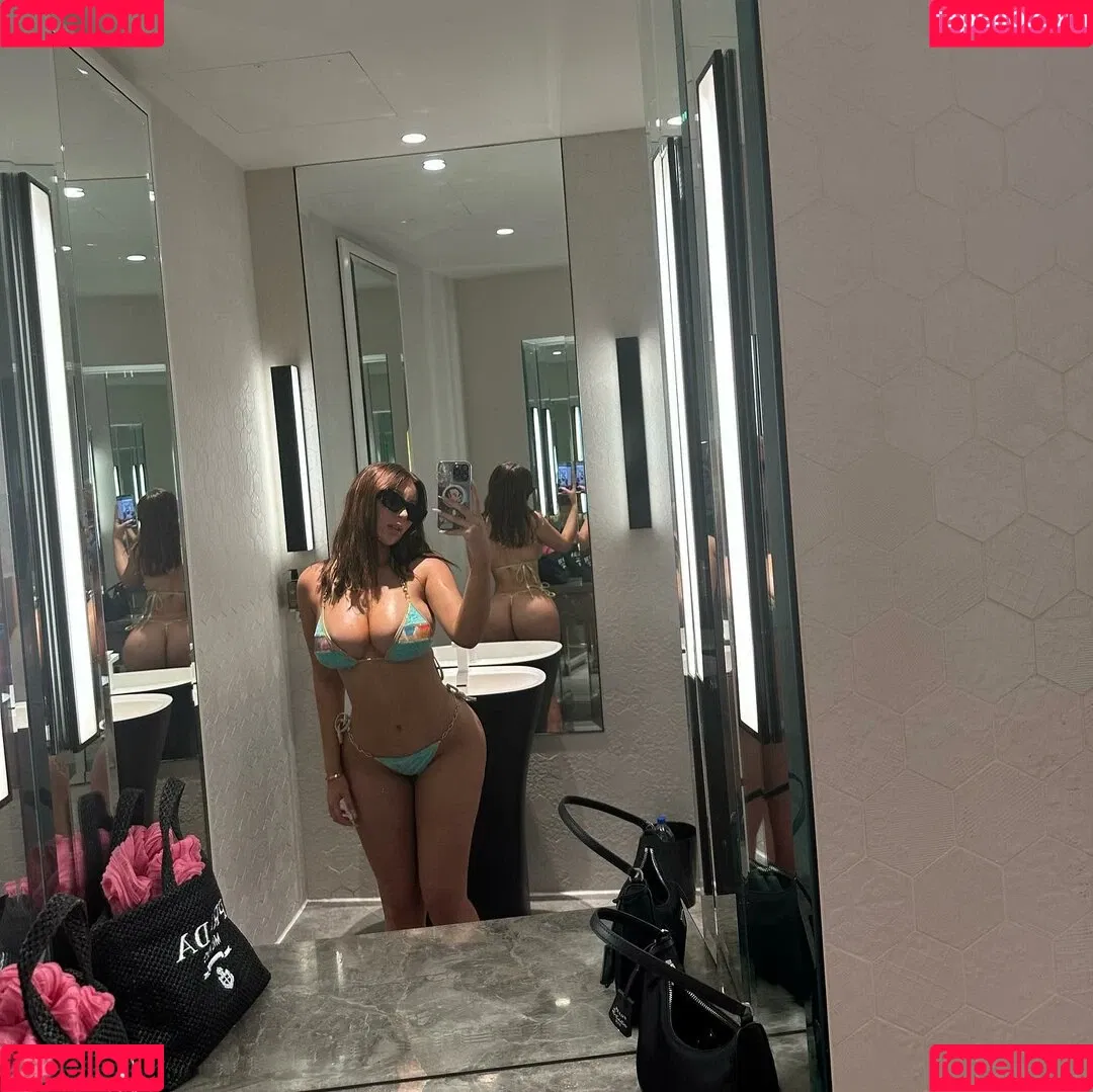 Mikaela Testa Onlyfans Photo Gallery 