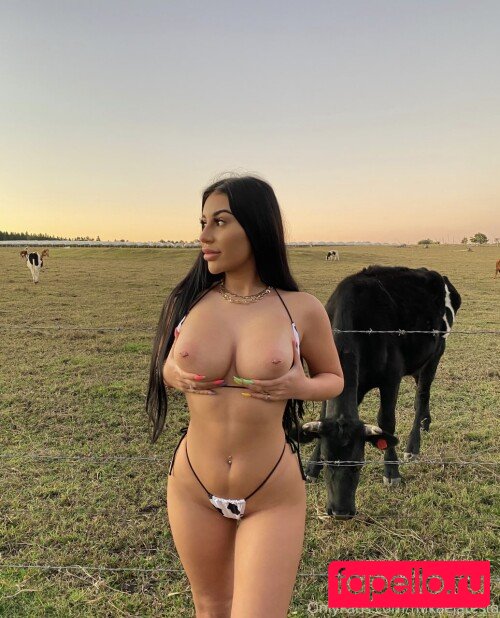 Mikaela Testa Onlyfans Photo Gallery 