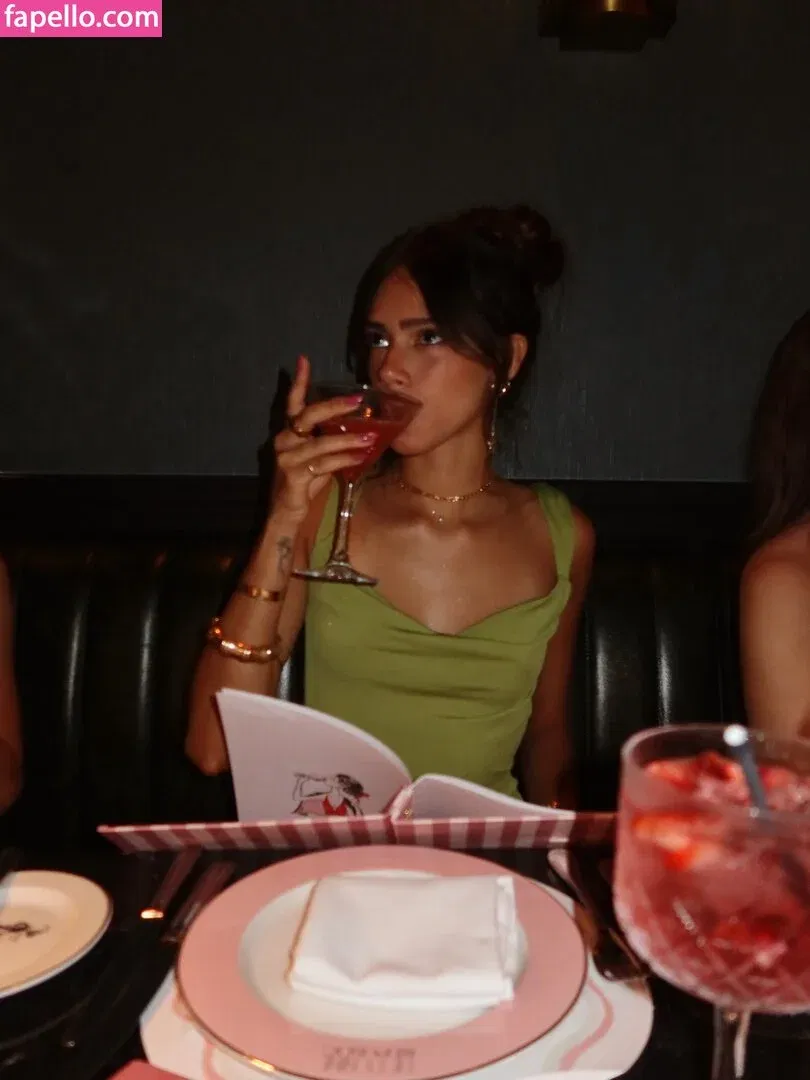 nottrebeca_ Onlyfans Photo Gallery 