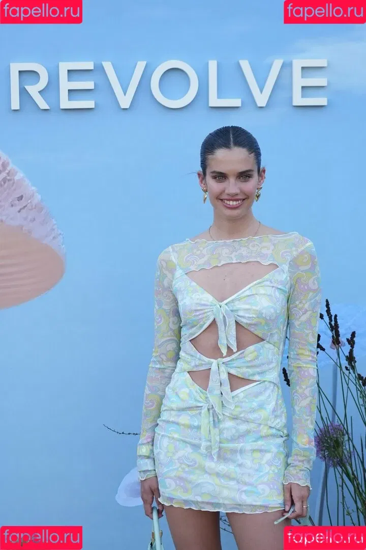 Sara Sampaio Onlyfans Photo Gallery 