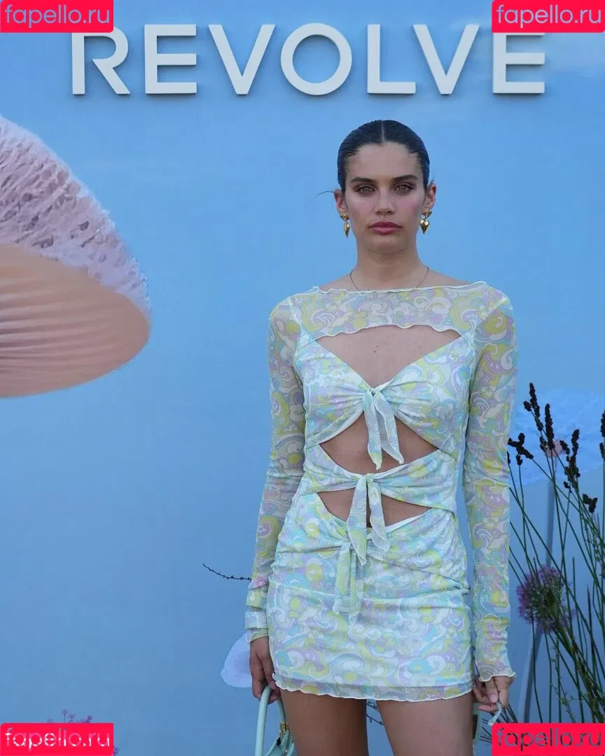 Sara Sampaio Onlyfans Photo Gallery 