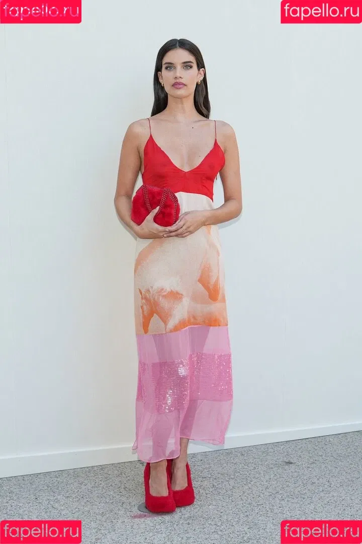 Sara Sampaio Onlyfans Photo Gallery 