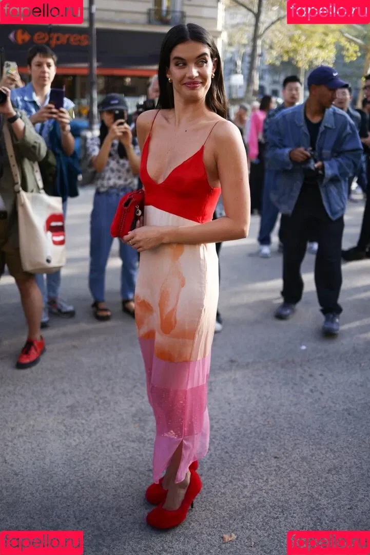 Sara Sampaio Onlyfans Photo Gallery 