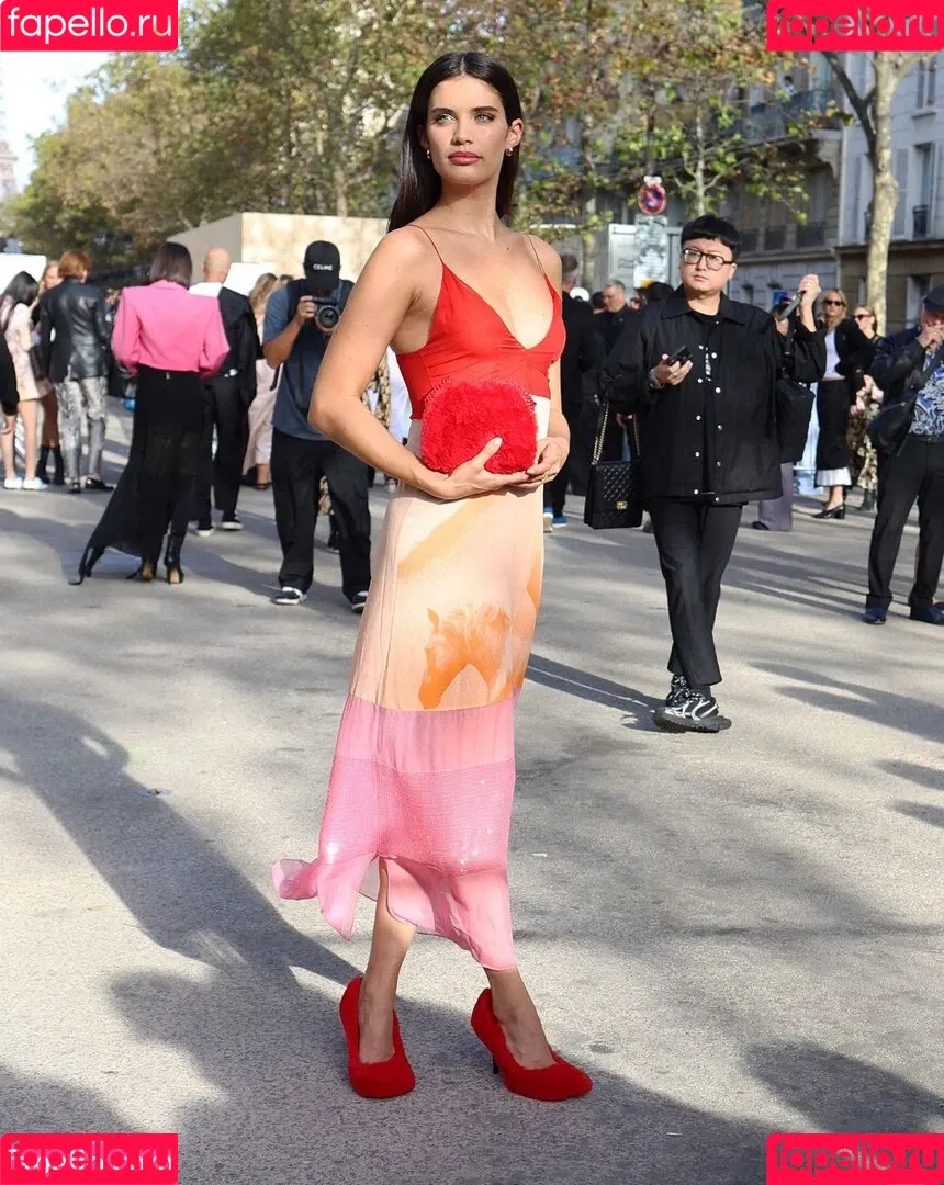 Sara Sampaio Onlyfans Photo Gallery 