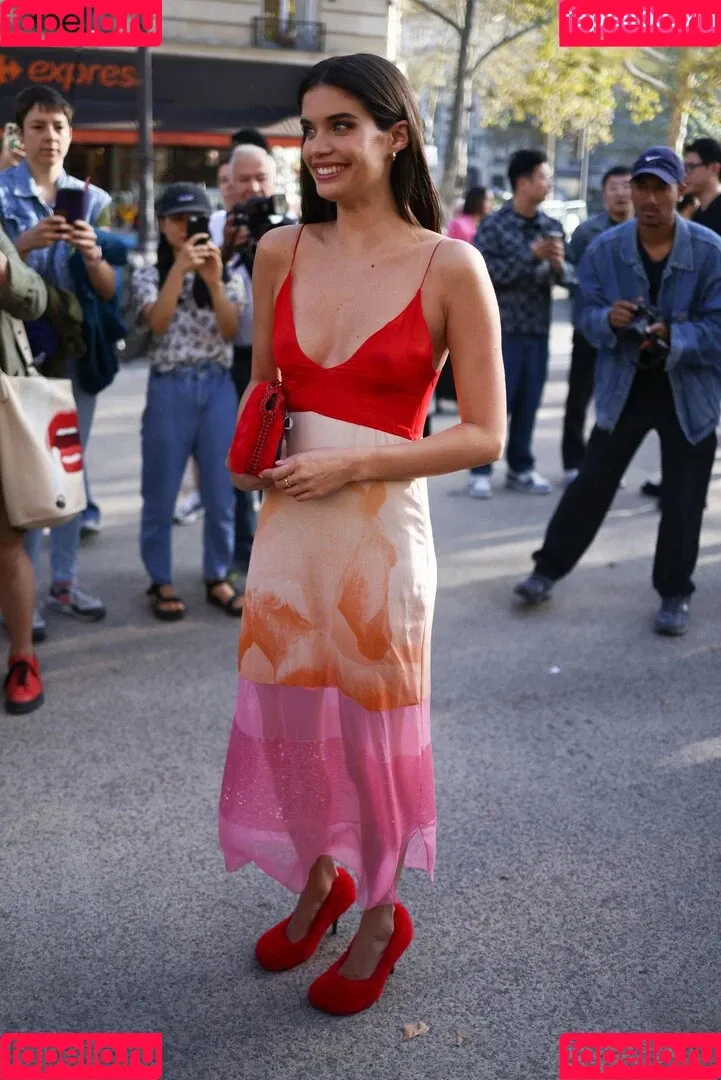 Sara Sampaio Onlyfans Photo Gallery 