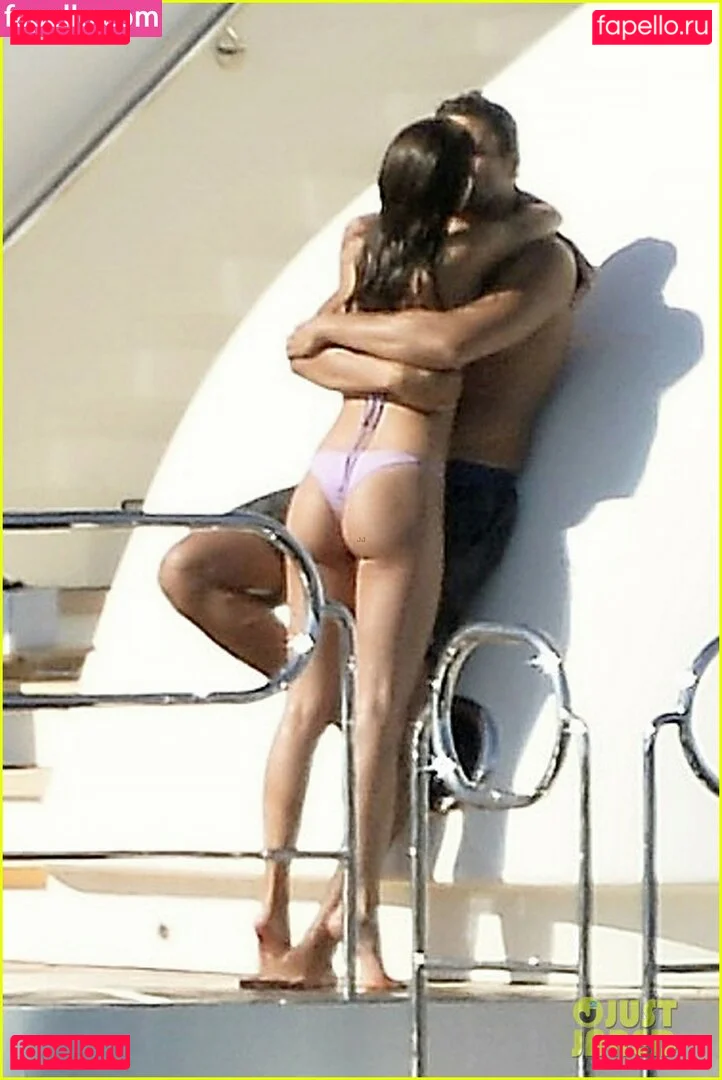 Sara Sampaio Onlyfans Photo Gallery 