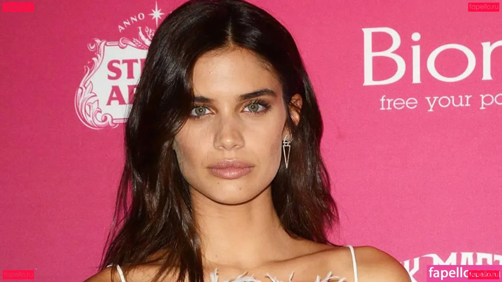 Sara Sampaio Onlyfans Photo Gallery 