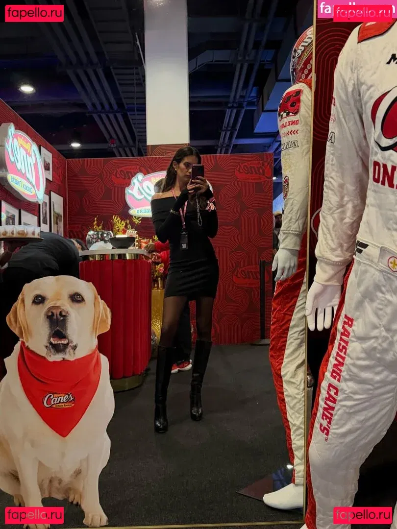 Sara Sampaio Onlyfans Photo Gallery 