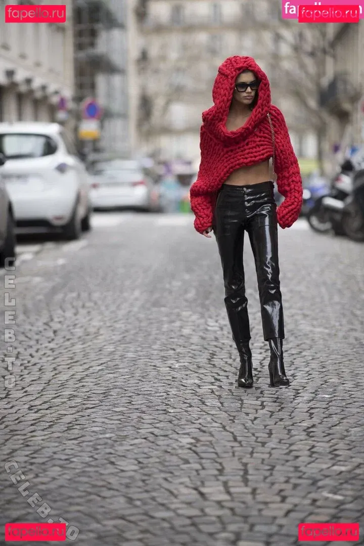 Sara Sampaio Onlyfans Photo Gallery 