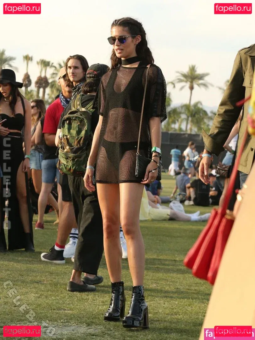 Sara Sampaio Onlyfans Photo Gallery 