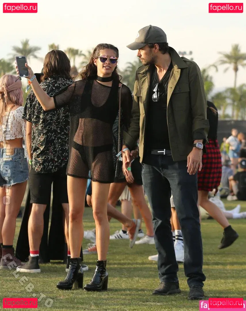 Sara Sampaio Onlyfans Photo Gallery 