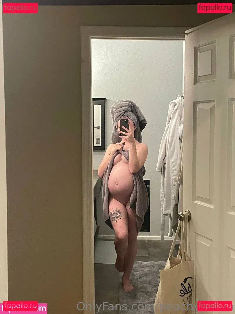 PeachyShea Onlyfans Photo Gallery 