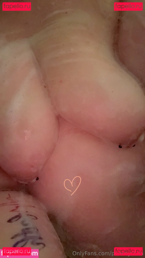 PeachyShea Onlyfans Photo Gallery 